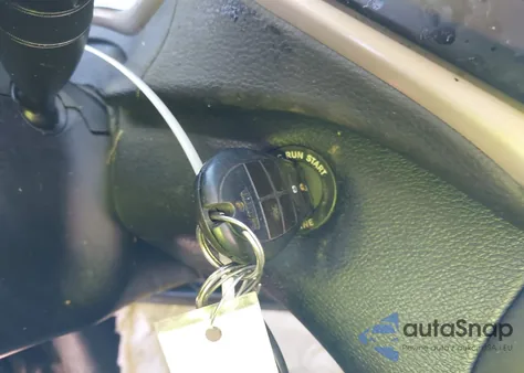 2018 Jeep Cherokee Latitude Fwd z USA, uszkodzony, nr VIN 1C4PJLCB7JD620882